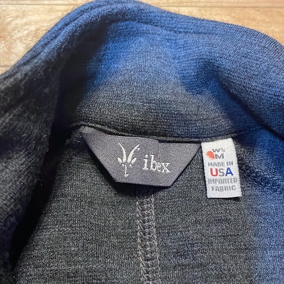 Ibex Charcoal Geay Full Zip 100% Merino Wool Sweater Jacket Size Medium (Small?) - Picture 3 of 8